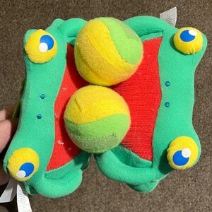 Melissa & Doug Ball Catch  Frog 🐸 Gloves